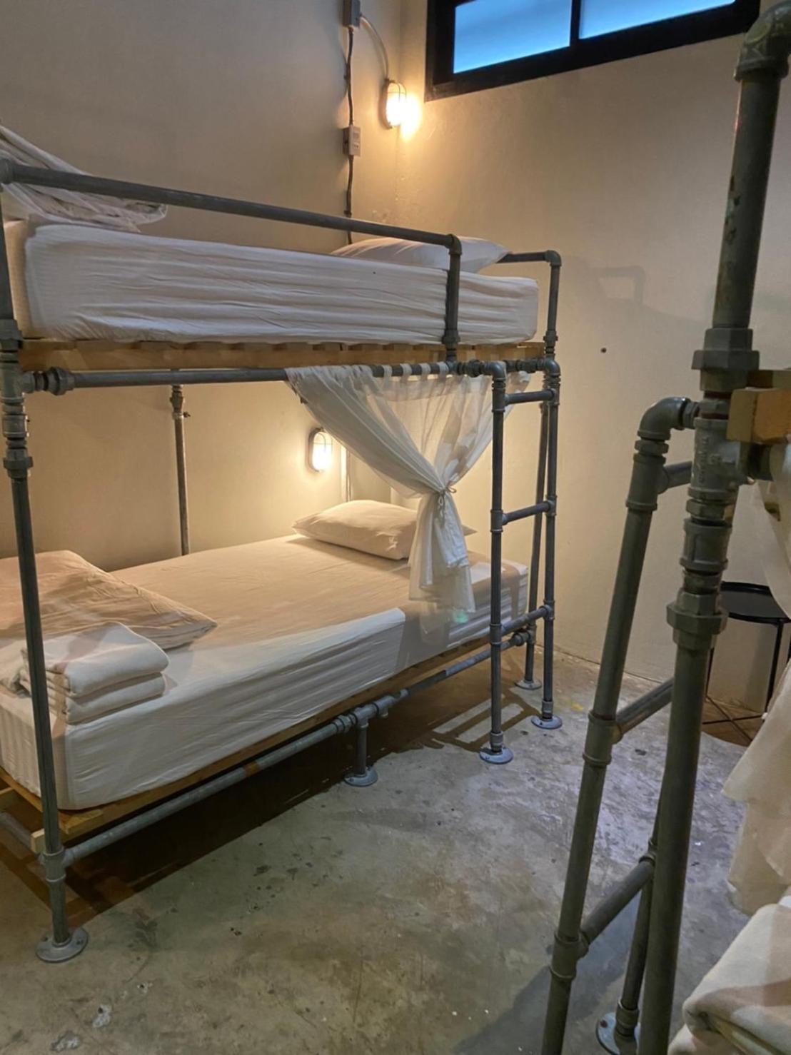 Bloo Hostel Phuket Eksteriør billede