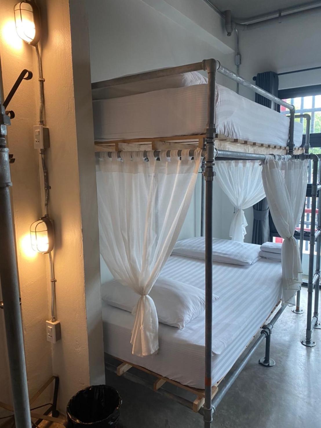 Bloo Hostel Phuket Eksteriør billede