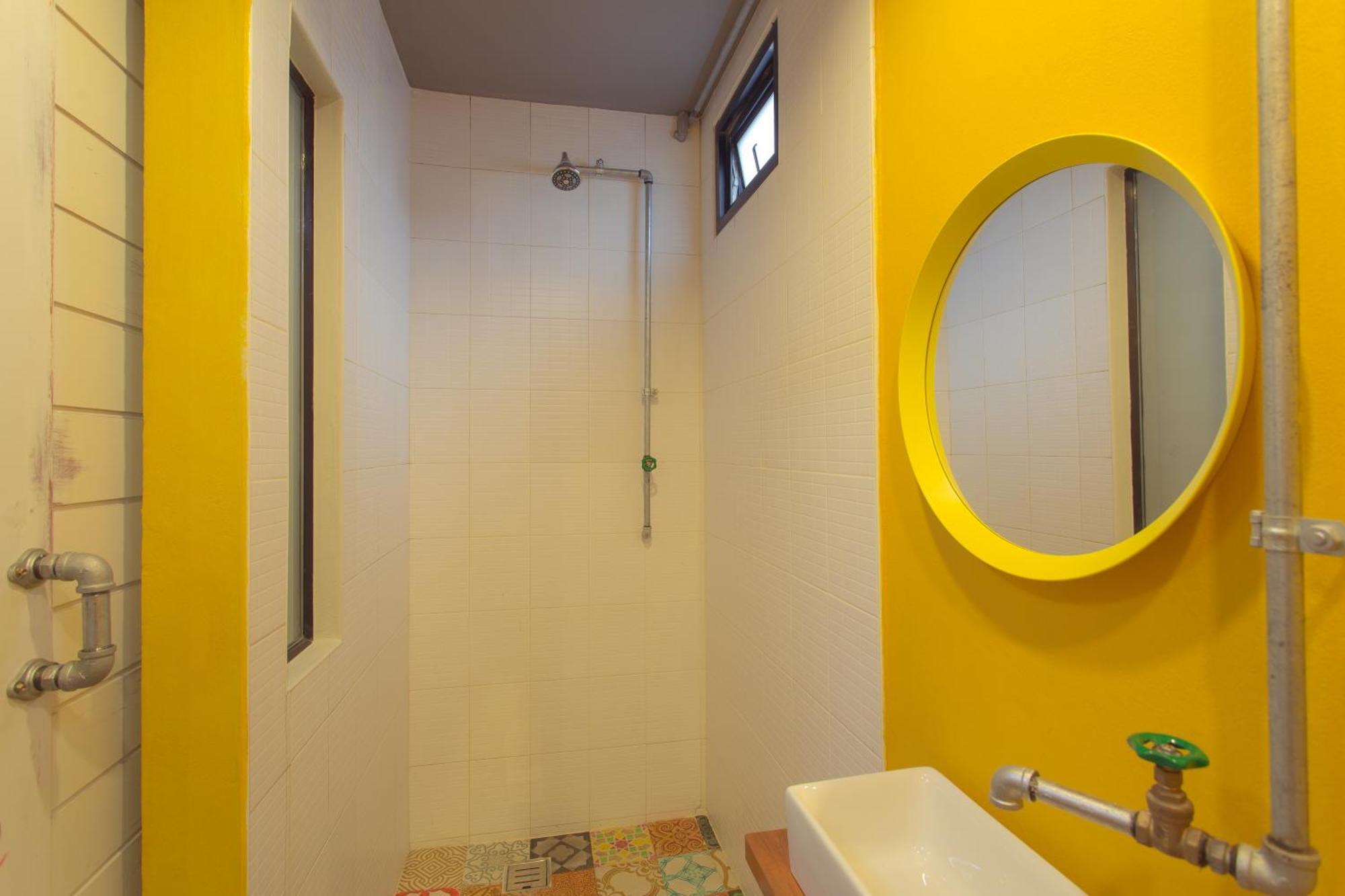 Bloo Hostel Phuket Eksteriør billede