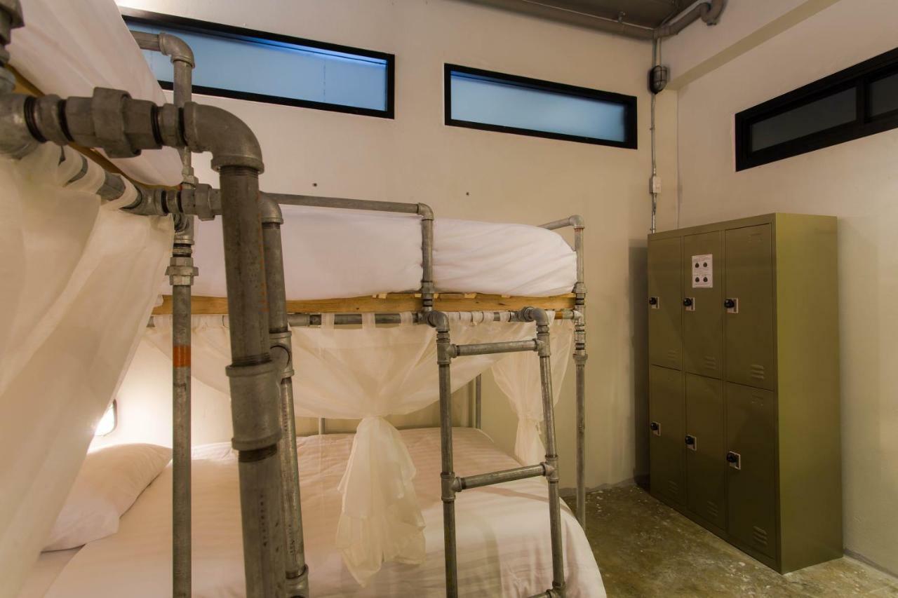 Bloo Hostel Phuket Eksteriør billede